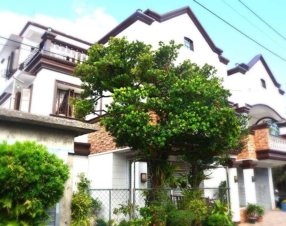 Florabells Iraya Guest House - Batanes Basco Exterior foto